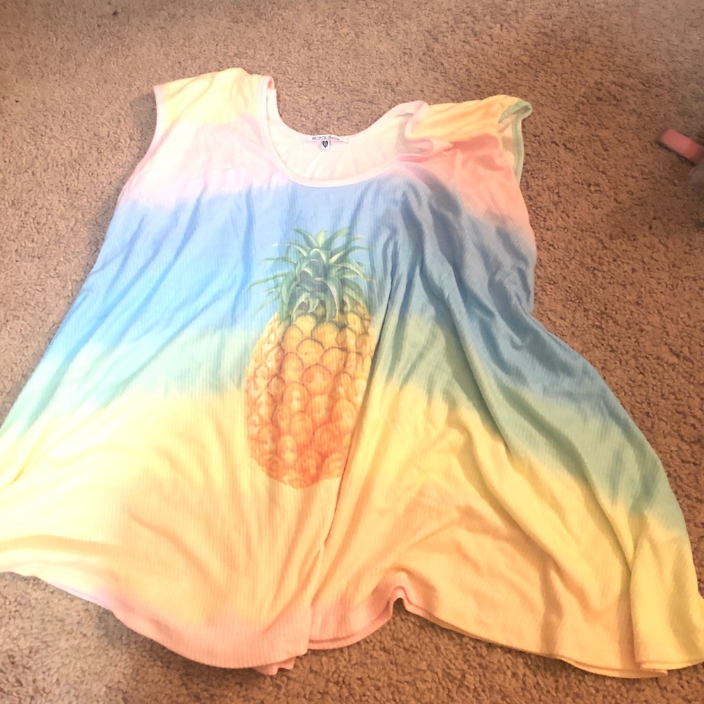 Wild fox pineapple shirt